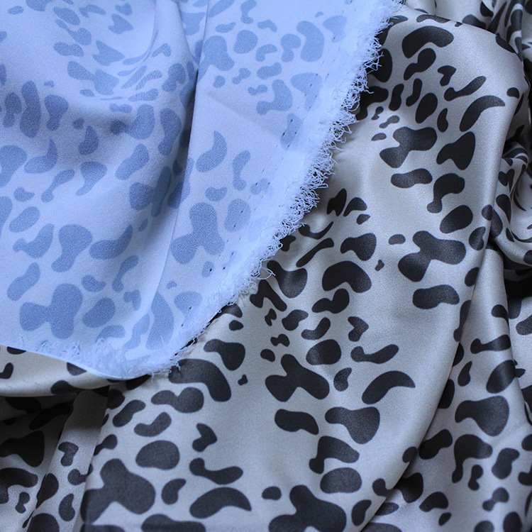 Cow Print 85%Polyester 15%Spandex 4 Way Stretch Textile Fabric for Sleepwear Dresses
